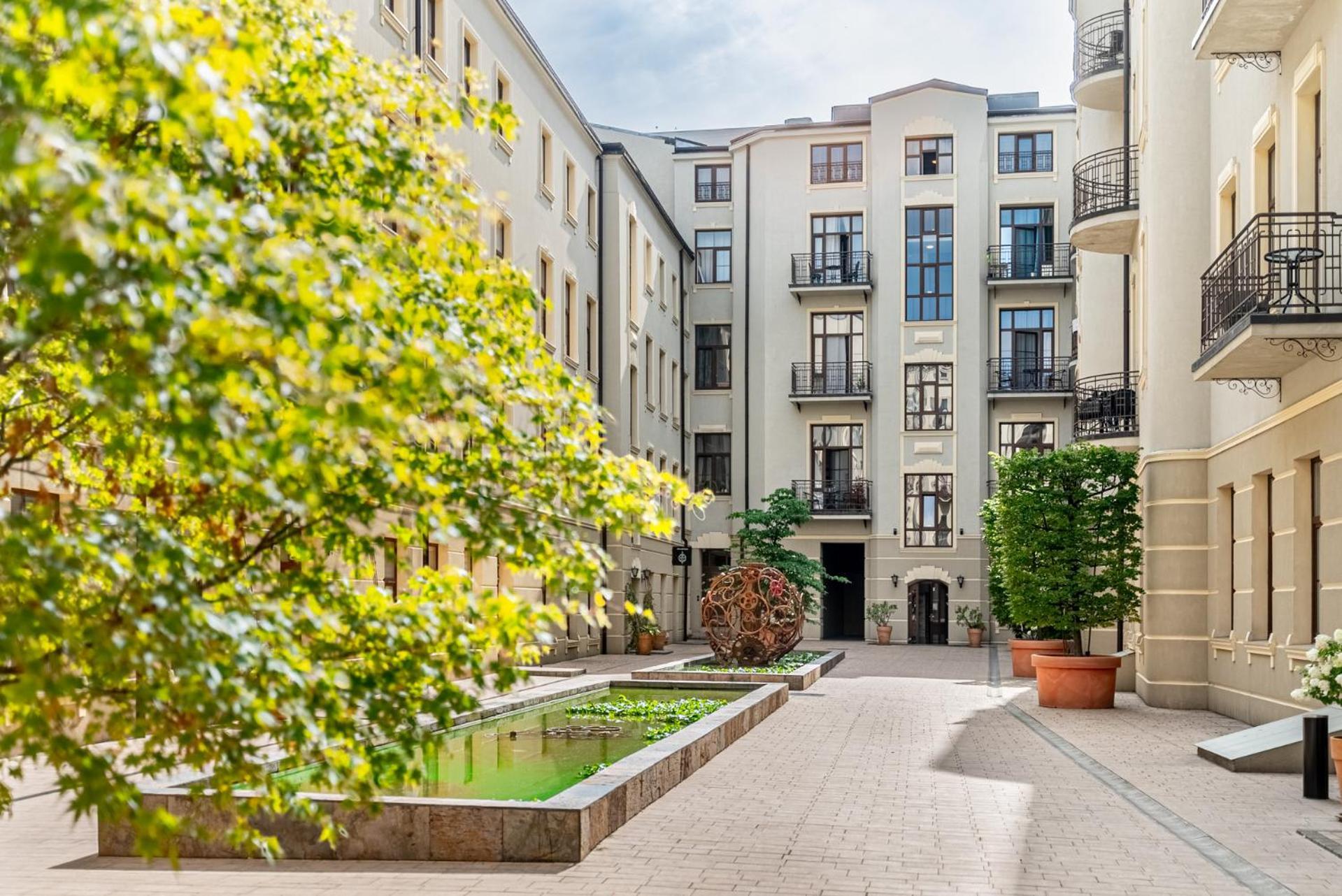 Gold City Point Piotrkowska 37 罗兹 外观 照片
